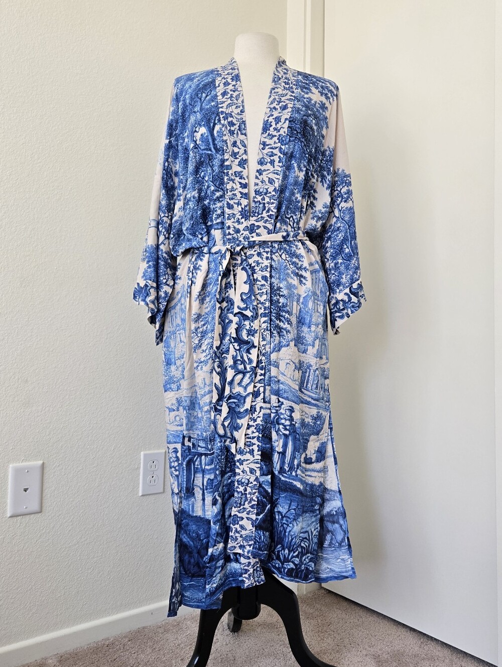 NWT MARKET OF STARS Opera Duster Bamboo Kimono Robe in Let the Light Flowy O/S